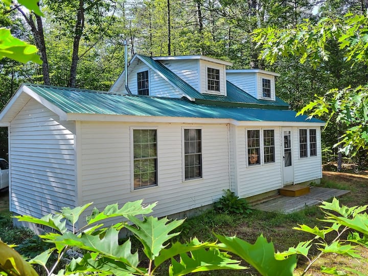 Thayer Cabin Quaint, Rustic, Quiet Retreat Houses for Rent in North