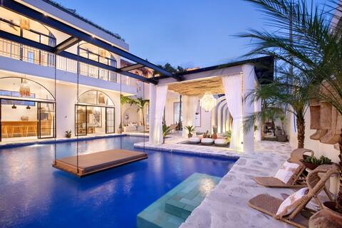 Luxury Homes Abroad & LHL Magazine Featured Villa