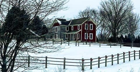 Peaceful weekend or extended stay, full amenities