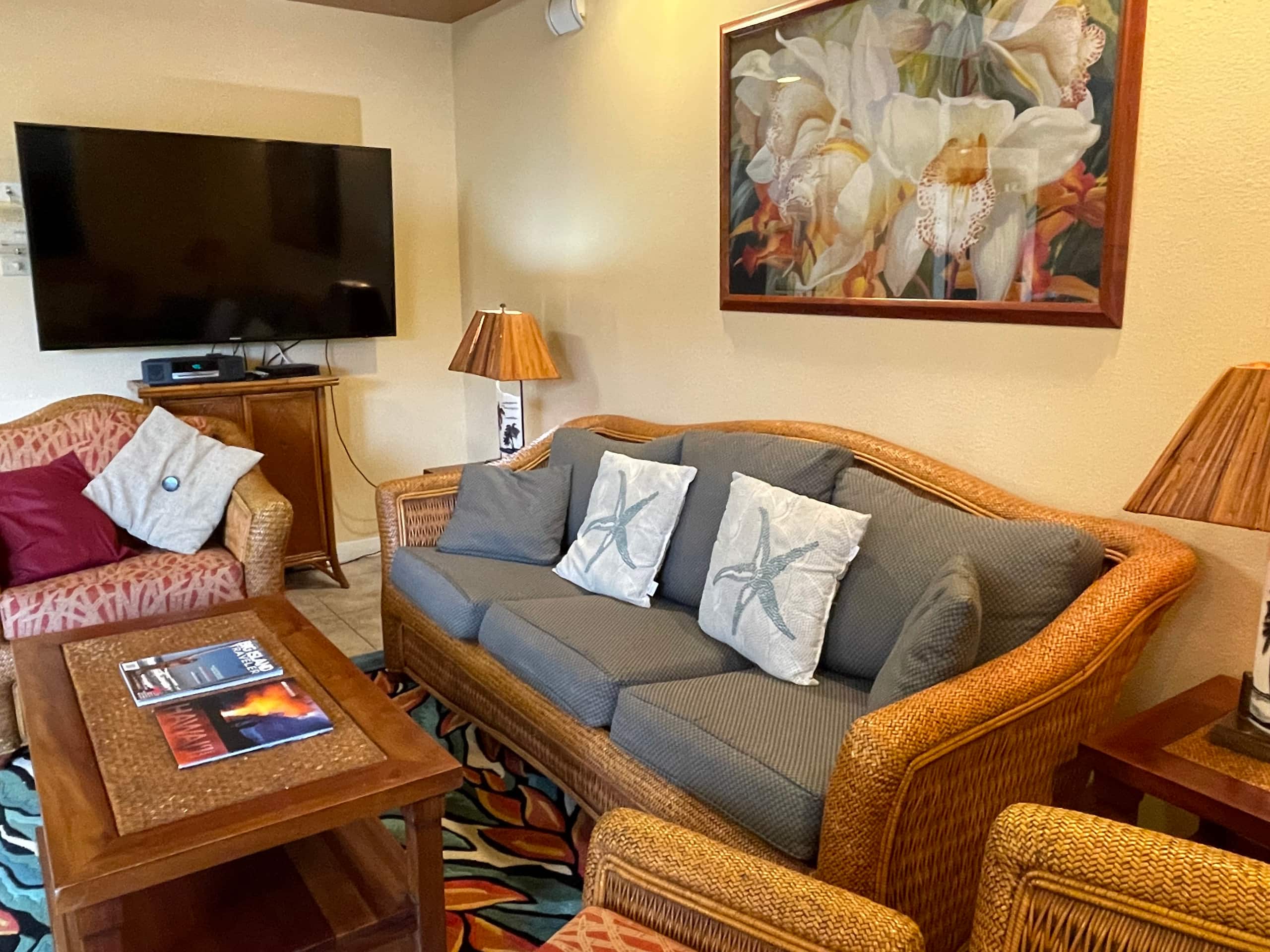Condo in Kailua-Kona · ★4.82 · 2 bedrooms · 4 beds · 2 baths - Image 2