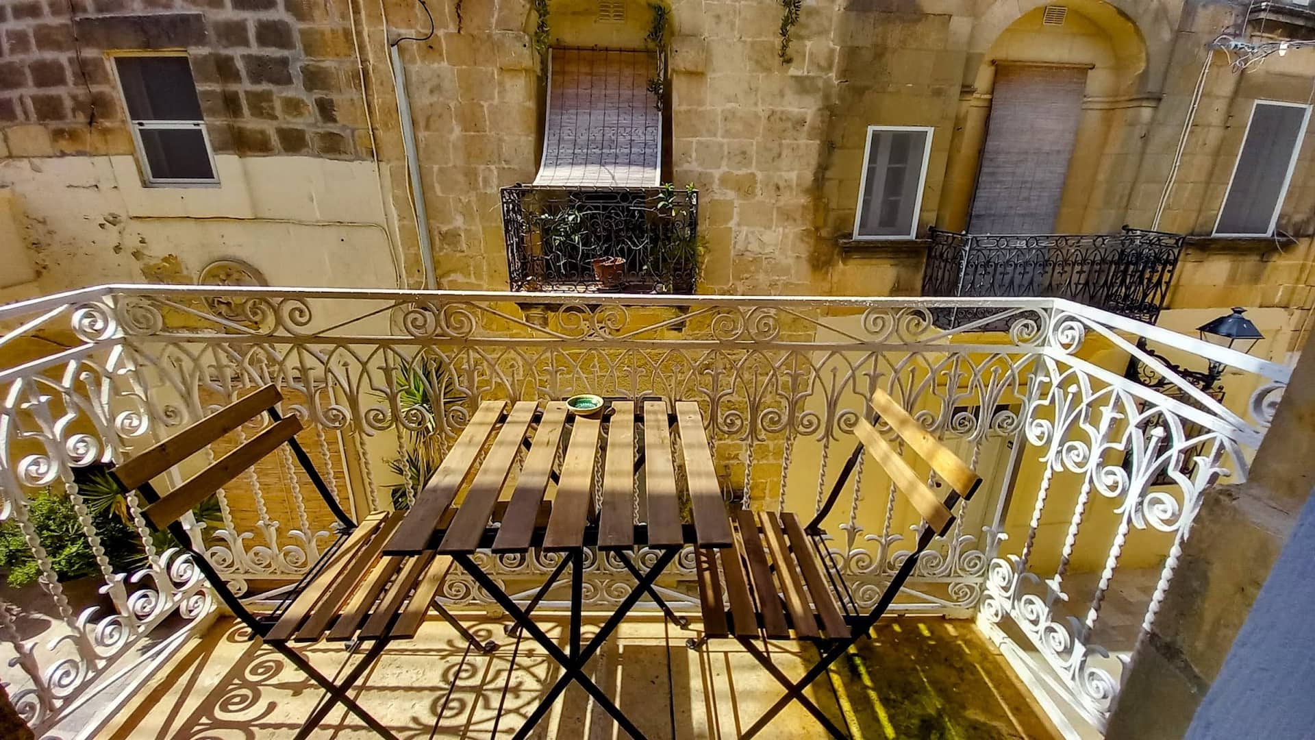 Narrow Street Suite — zdjęcie 4