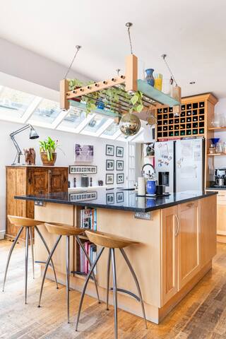 5 Bed town house in Fulham/Hammersmith by River gallery image 5