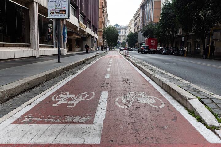 Casa Linnea, 3 bedroom apartment, central Rome gallery image 3