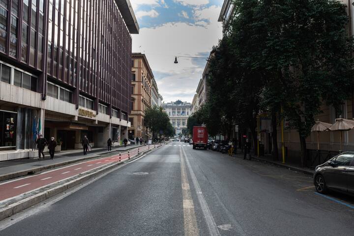 Casa Linnea, 3 bedroom apartment, central Rome gallery image 2