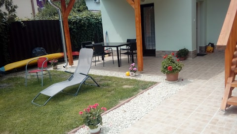 Top Airbnb: Napsugár studio apartment in Balatonlelle