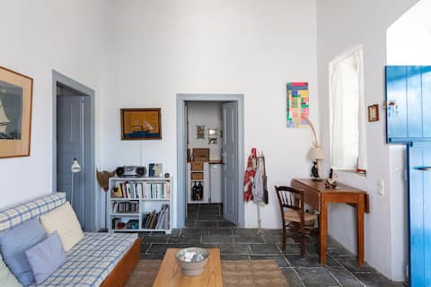 Authentic sifnian house