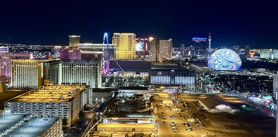 MGM Signature 2BR2BA PH Strip view No Resort Fee