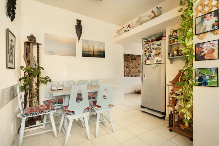 Unique Room With Rooftop Views Of The City - Tel-Aviv