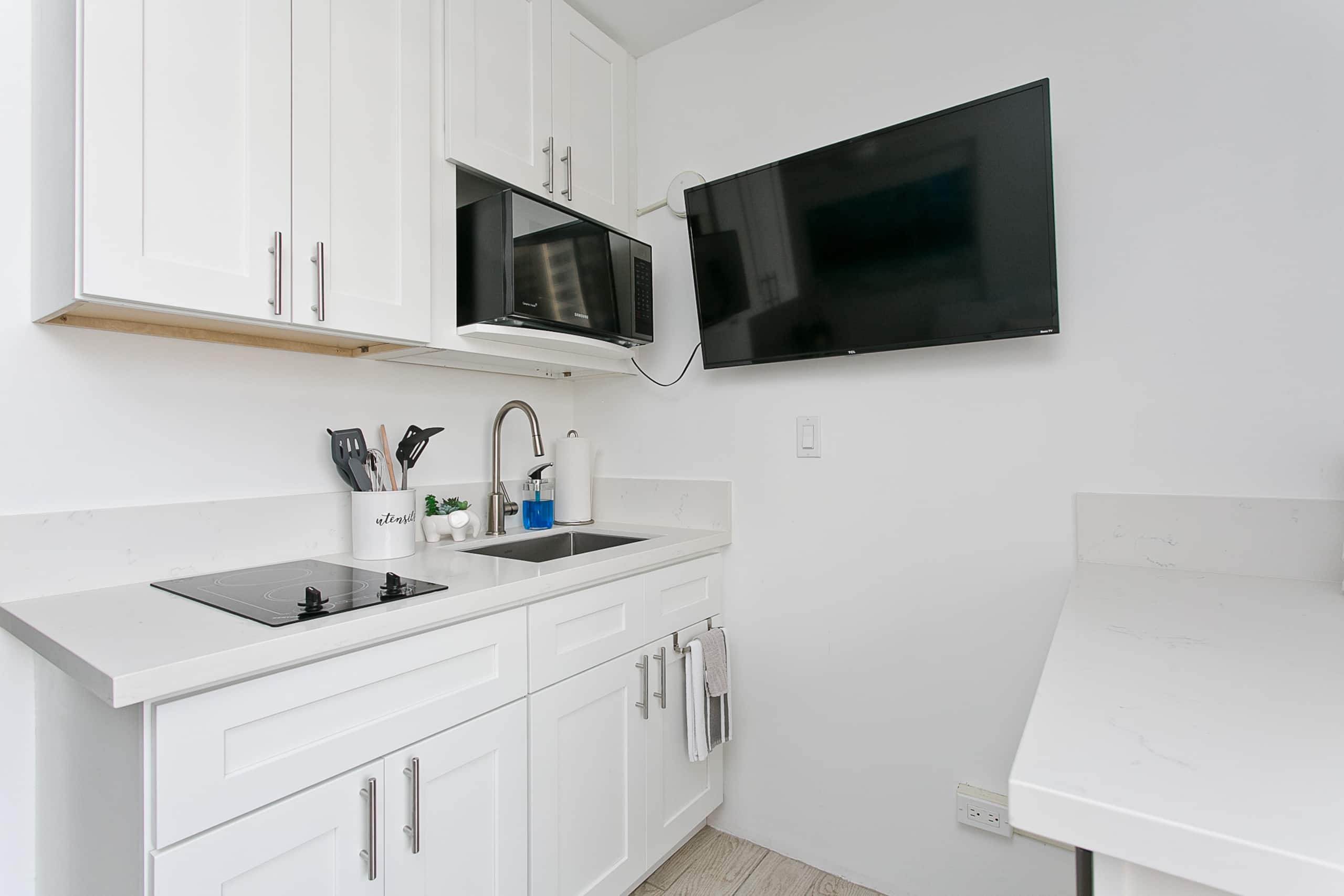 Condo in Honolulu · ★4.6 · 1 bedroom · 1 bed · 1 private bath - Image 1