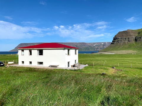 Sæból remote farm, Westfjords