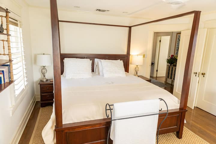 Treća spavaća soba s bračnim krevetom (širine