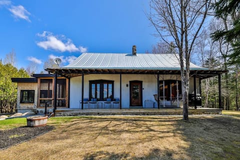 The House at Cedar Creek | Lakeside Retreat