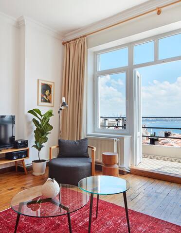 Location, light and panorama gallery image 5