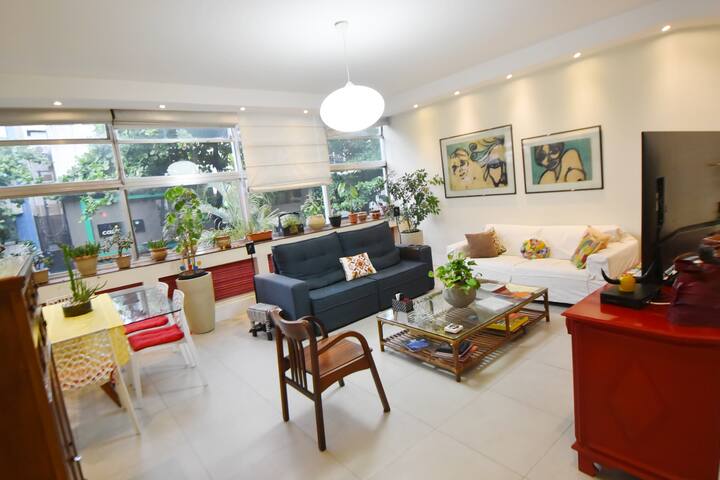 Magnificent apartment, with garage, in Ipanema gallery image 4