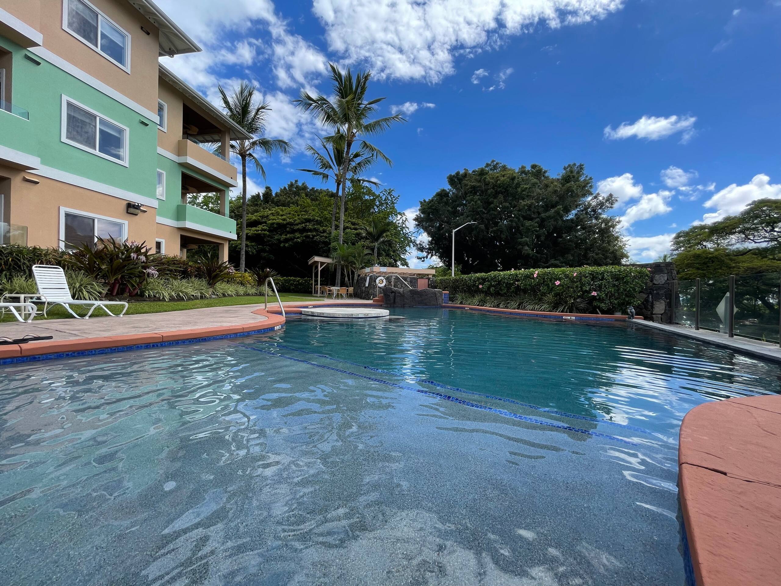 Condo in Kailua-Kona · ★4.92 · 2 bedrooms · 5 beds · 2 baths - Image 7