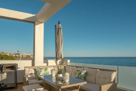 Superior apartment with terrace and hot tub