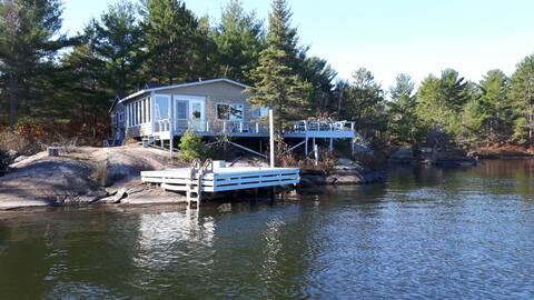 Waterfront Nature Experience in the Boreal Forest