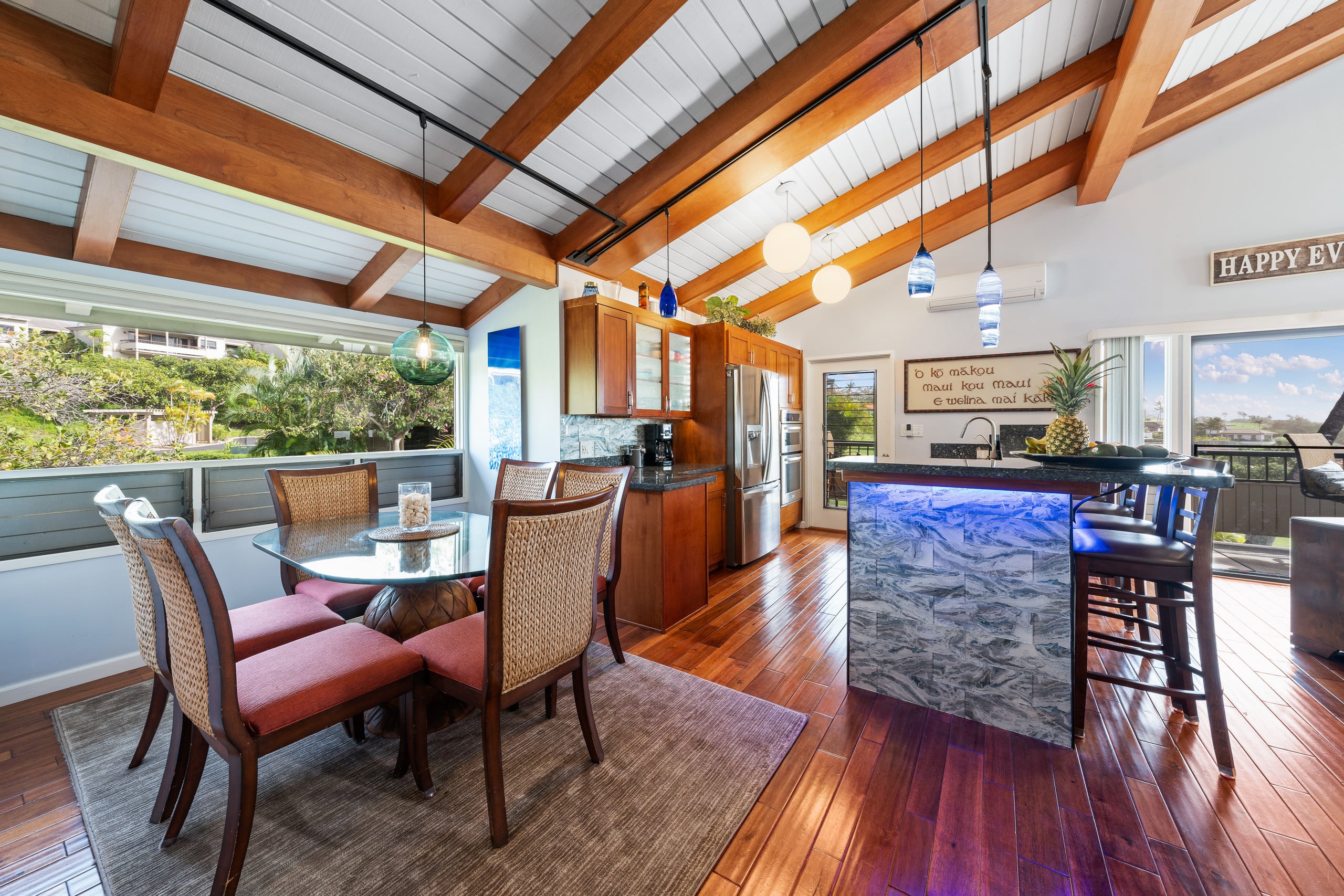 Townhouse in Wailea · ★4.97 · 2 bedrooms · 4 beds · 3 baths - Image 14