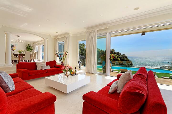 The Fabulous ‘ Villa Stanleon ‘ in Bantry Bay gallery image 4