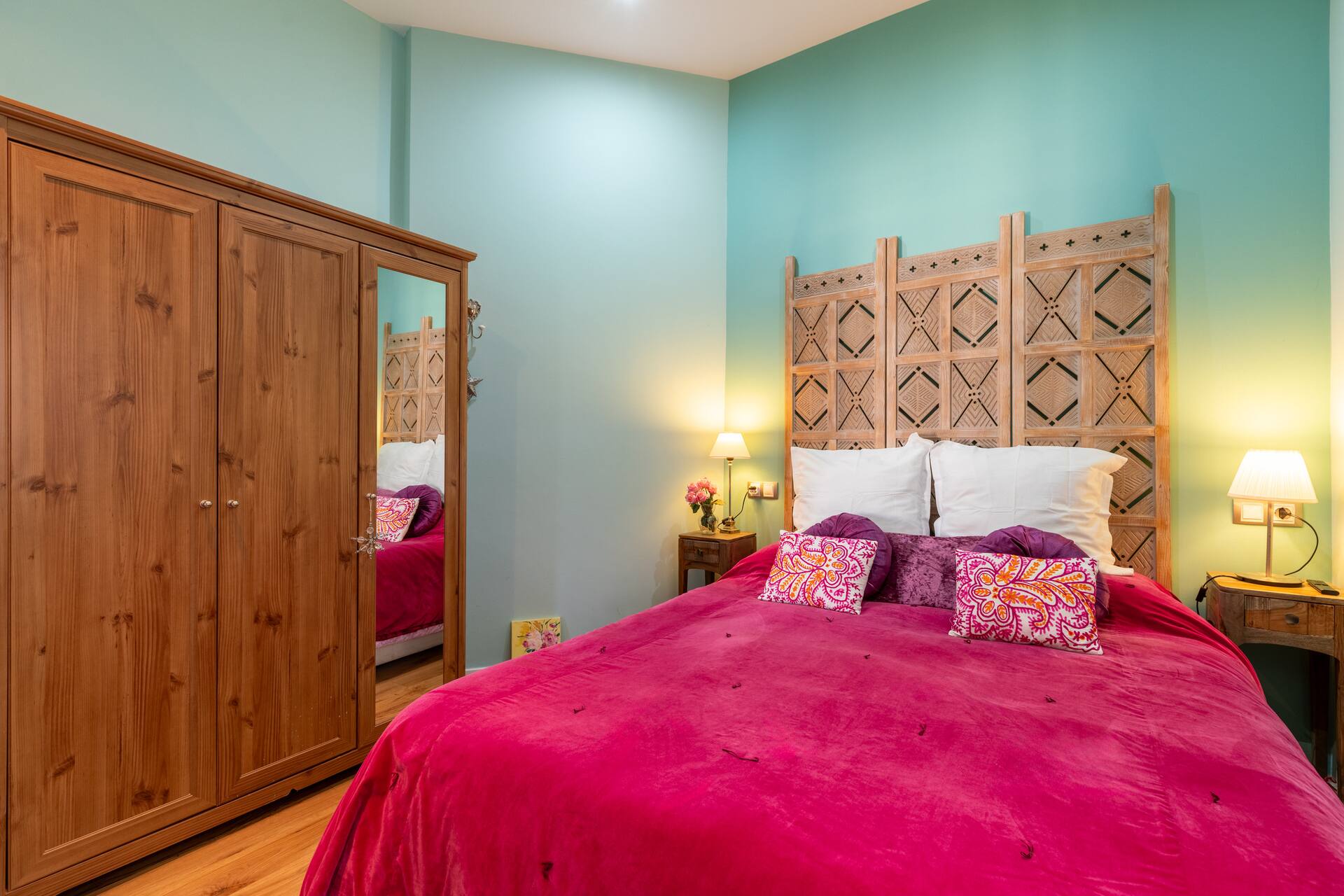 ”PINK apartment” 481 positive reviews — photo 3