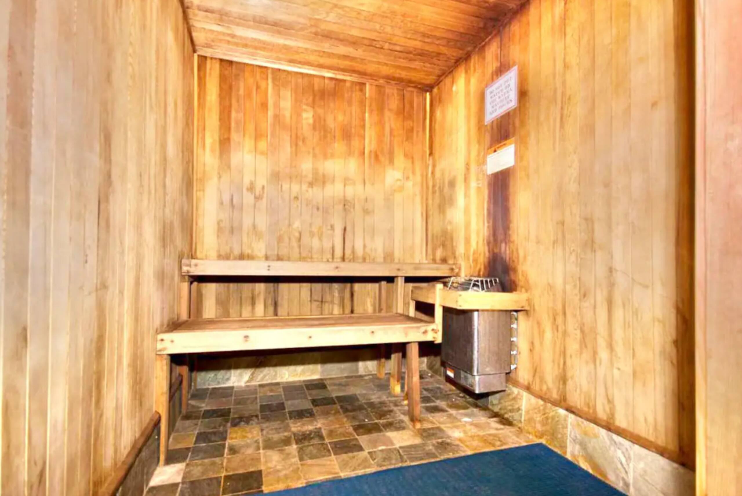 17FL - Waikiki Walkable - Upgraded King Studio - Image 37