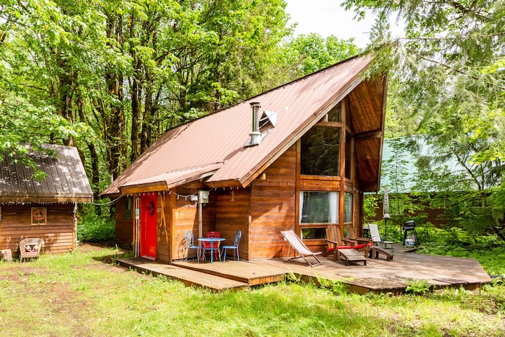 Sky Lane Mountain Cabin - Skykomish, WA