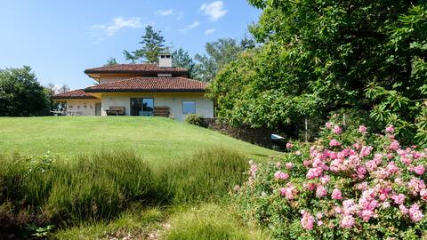 Stresa heights: Serai2 house in the wood and Golf
