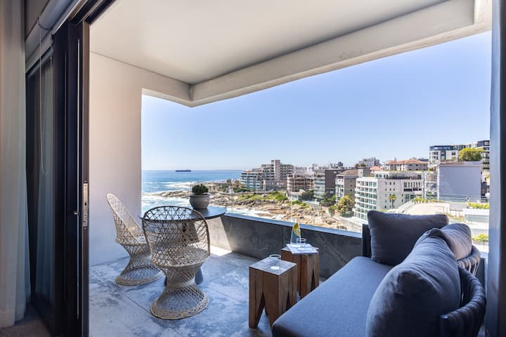 On the Rocks in Bantry Bay - Condominiums for Rent in Cape Town, Western  Cape, South Africa - Airbnb