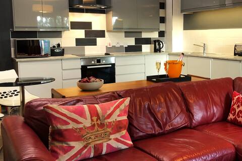 Luxury Ouseburn flat with city & river views