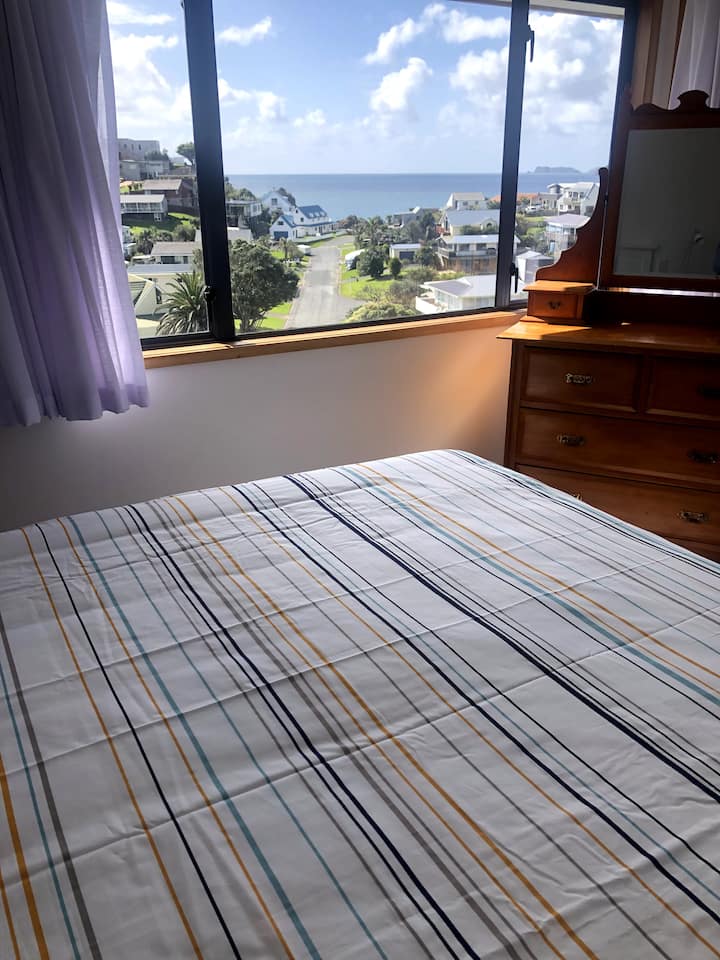 Მასტერ-საძინებელი საკუთარი ადგილით