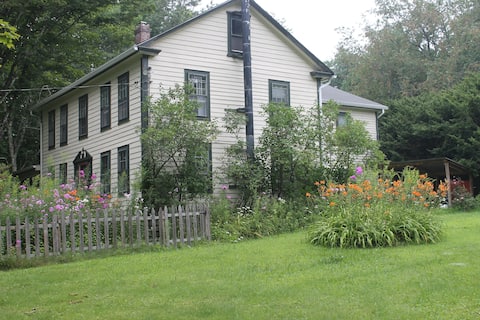 Antique colonial in the hilltowns of western Ma.