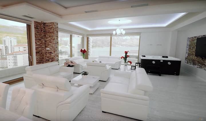 Victoria Residence - Penthouse 803, 6 Guests! - Budva