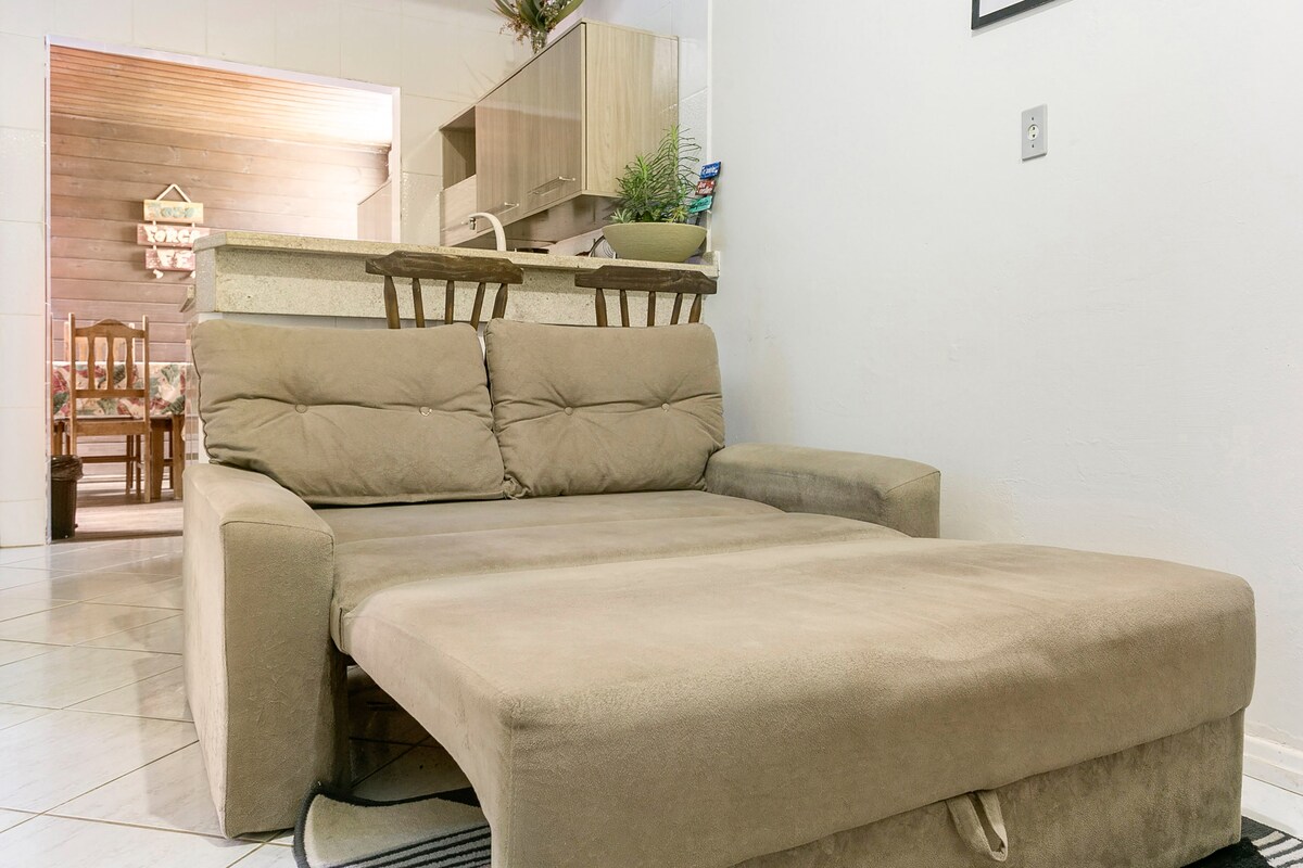 Successful Airbnb property: Holiday 48% OFF at Praia do Rosa! Heated spa / Wi-Fi! in Imbituba