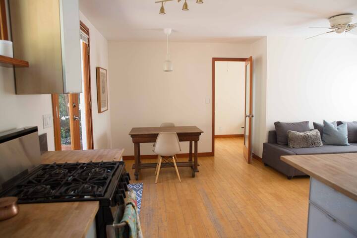 2 houses with pool, hot tub and sauna! gallery image 5