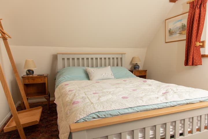 غرفة النوم الرئيسية