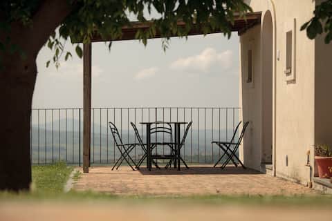 Apartment with Swimming Pool near Terme Saturnia