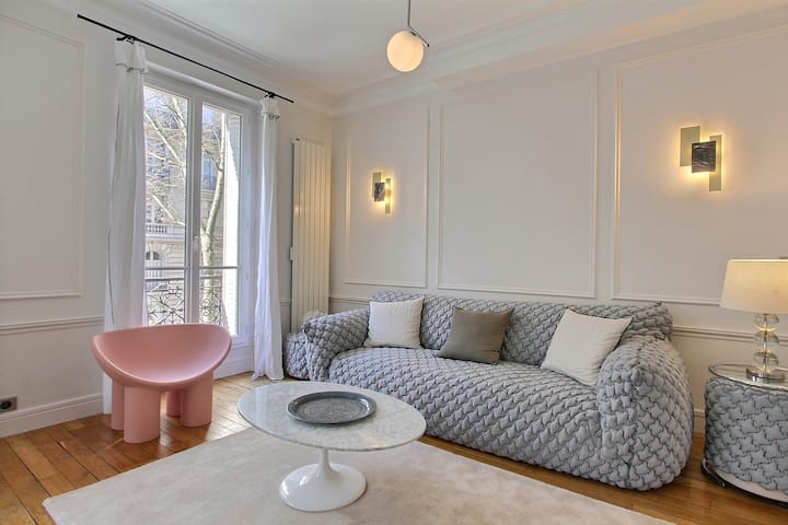 3ch 2 Sde Avec Balcon Près Tour Eiffel - VIII arrondissement di Parigi