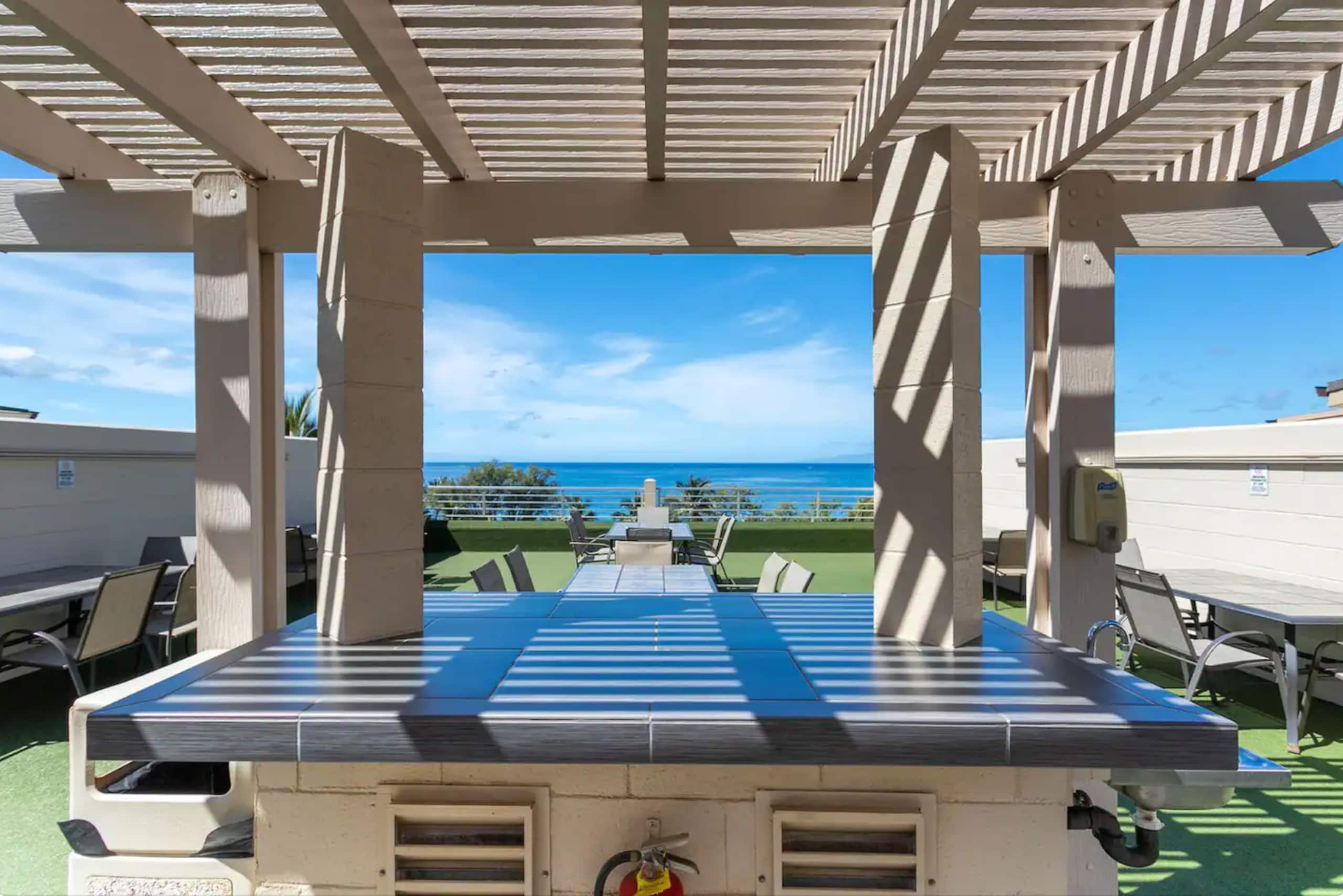 Condo in Kihei · ★4.86 · 1 bedroom · 2 beds · 1 shared bath - Image 13