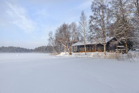 Peace & Privacy – Aulanko Lake Villa