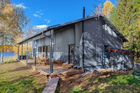 Peace & Privacy – Aulanko Lake Villa