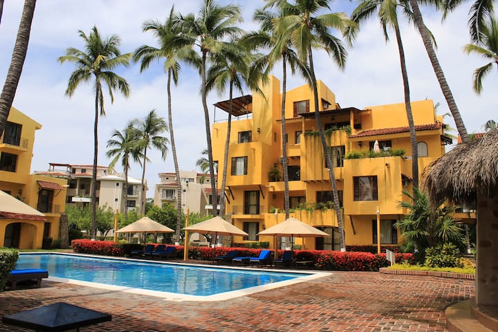 Club Santiago Vacation Rentals & Homes - Club Santiago, Manzanillo, Mexico  | Airbnb