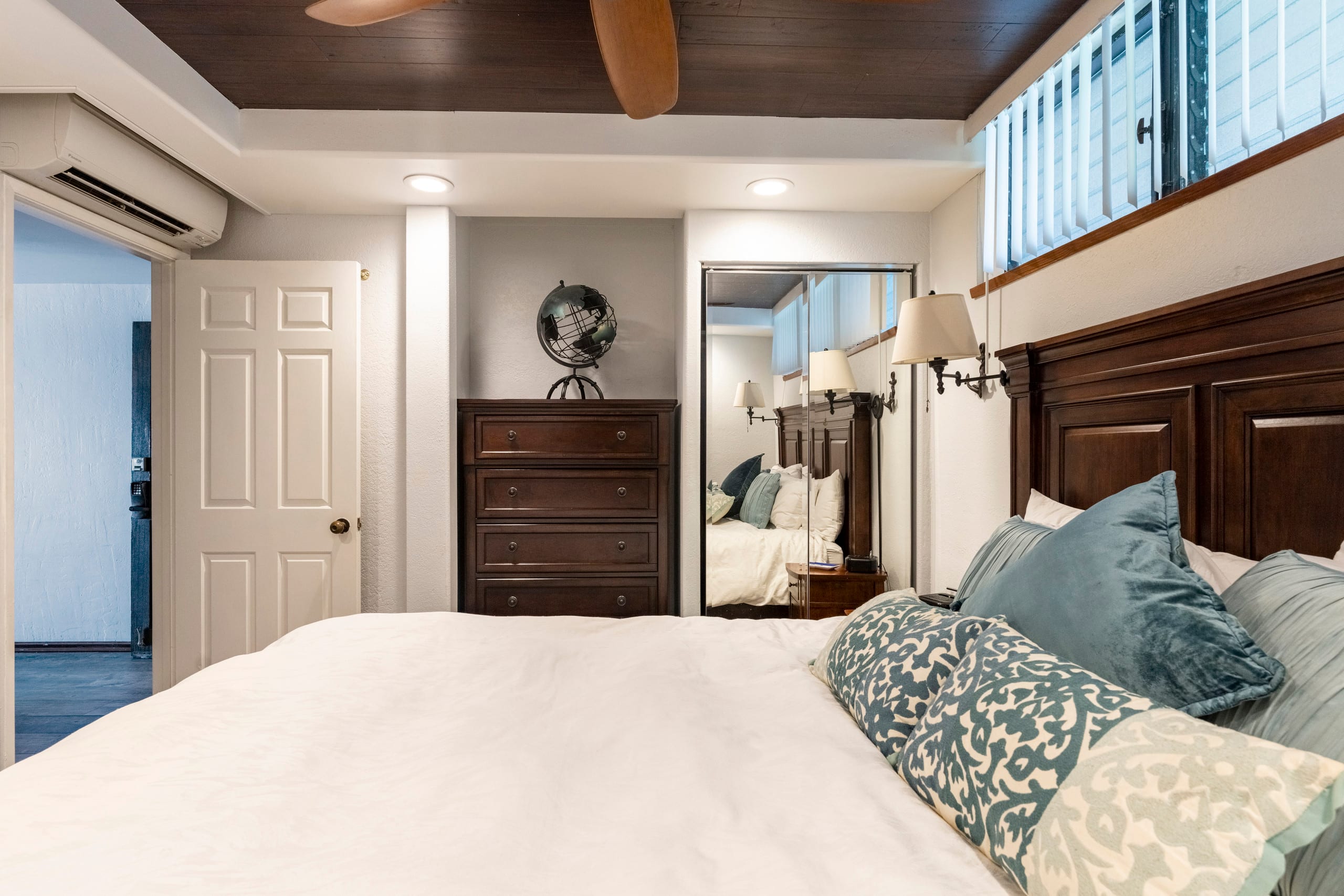 Condo in Kailua-Kona · ★4.96 · 1 bedroom · 1 bed · 1 bath - Image 14