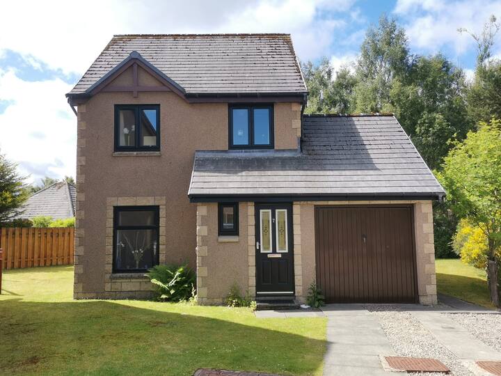 Aviemore 3 Bedroom House (doubletwinsingle) Houses for Rent in