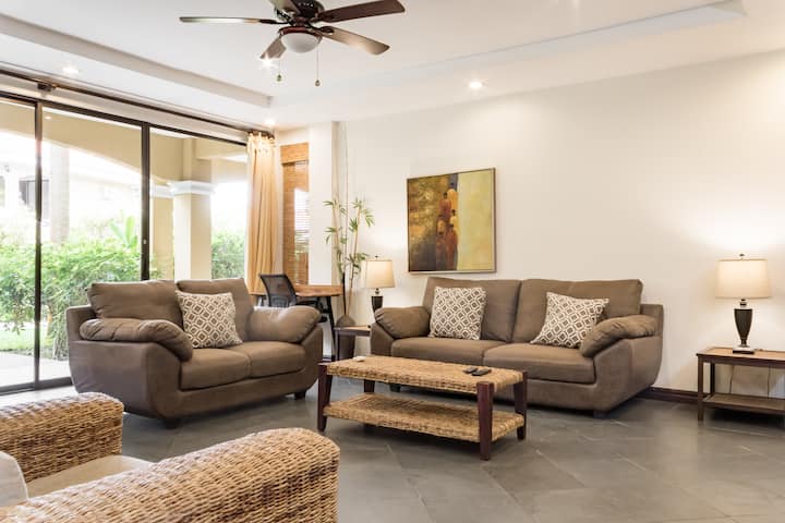 Fully Equipped Condo In Front Of The Pool - Costa Rica