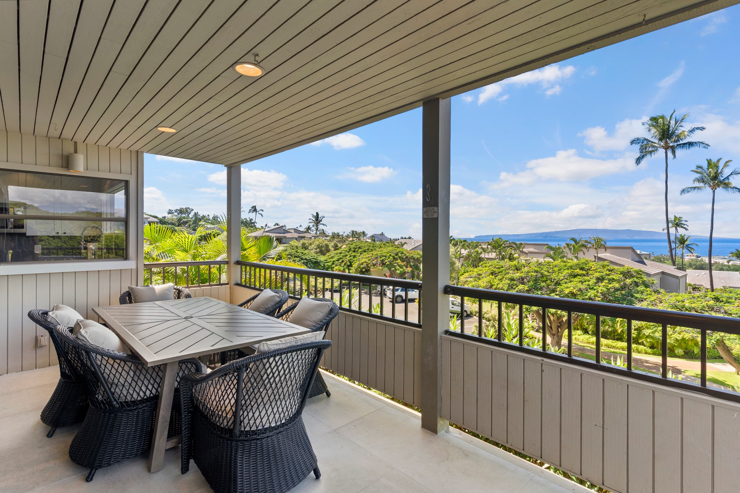 Condo in Wailea · ★4.94 · 2 bedrooms · 3 beds · 2 baths - Image 25