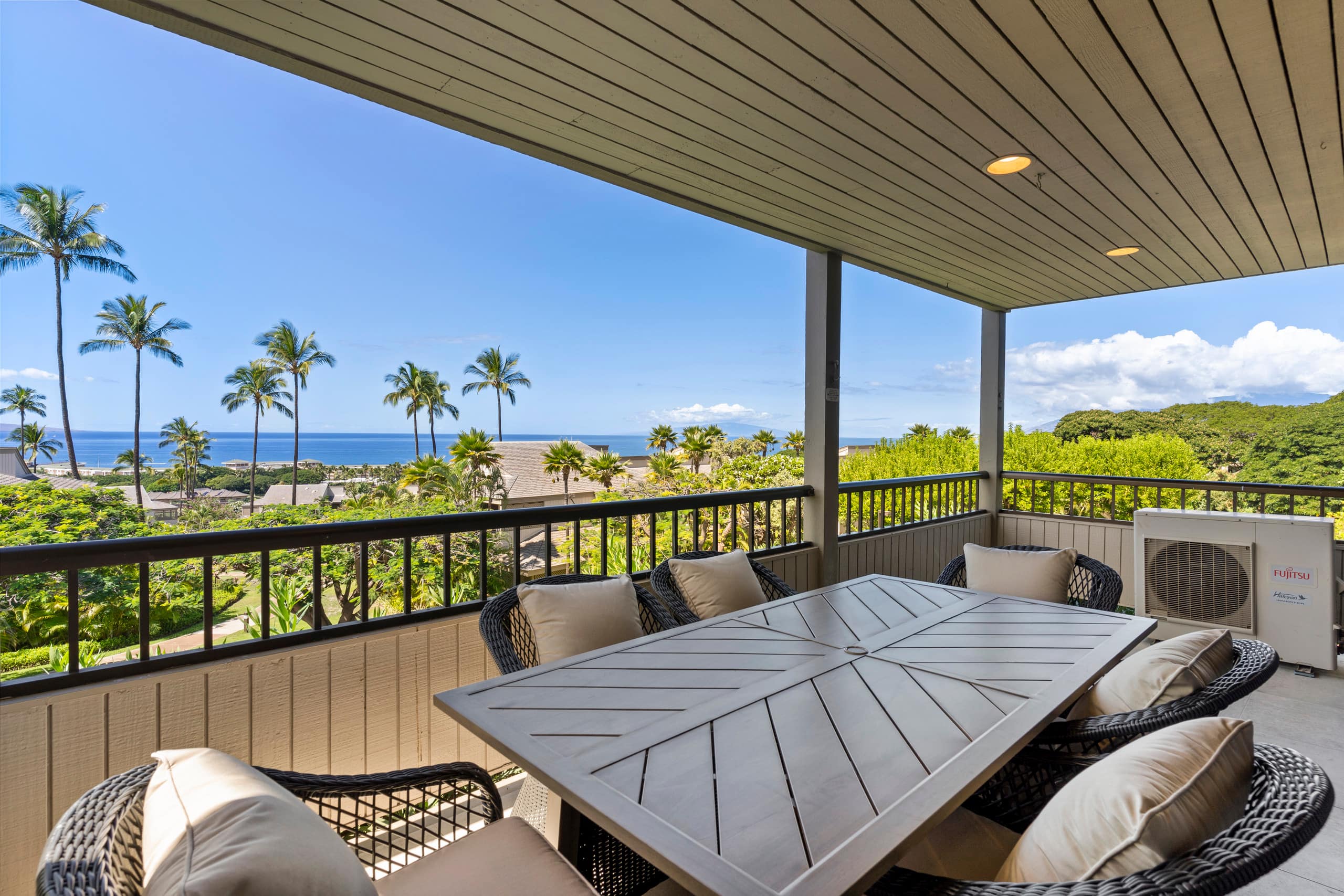 Condo in Wailea · ★4.94 · 2 bedrooms · 3 beds · 2 baths - Image 28