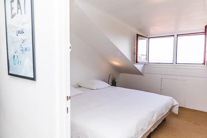 חדר זוגי עם נוף לים