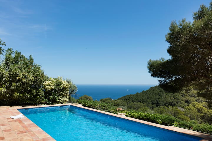 Private villa, fantastic sea views, Sa Tuna, Begur gallery image 2
