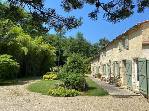 Holiday home la maison de la pimpine