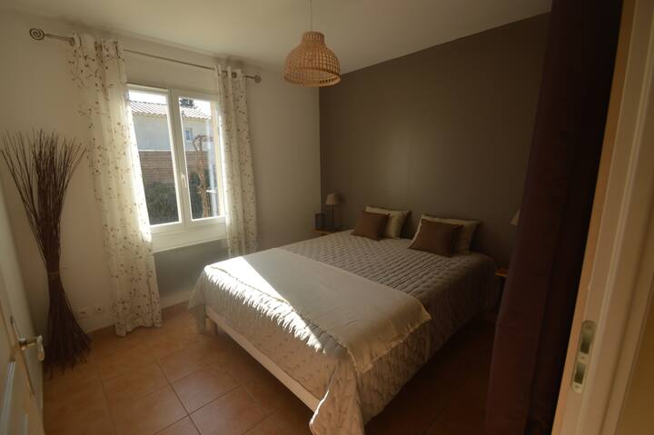 غرفة النوم 1